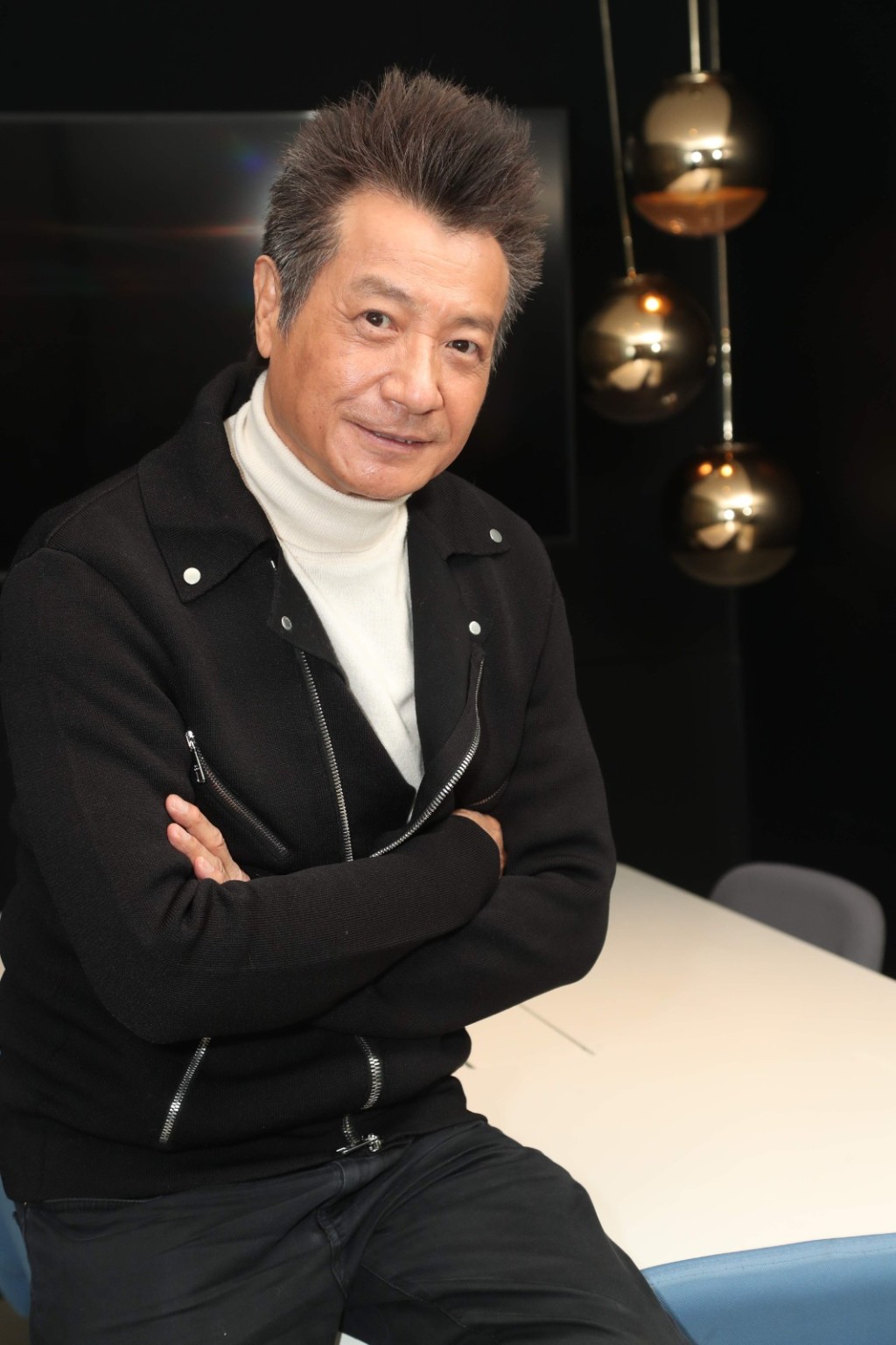 石修與新生代演員合作,大讚眾人非常勤力。
